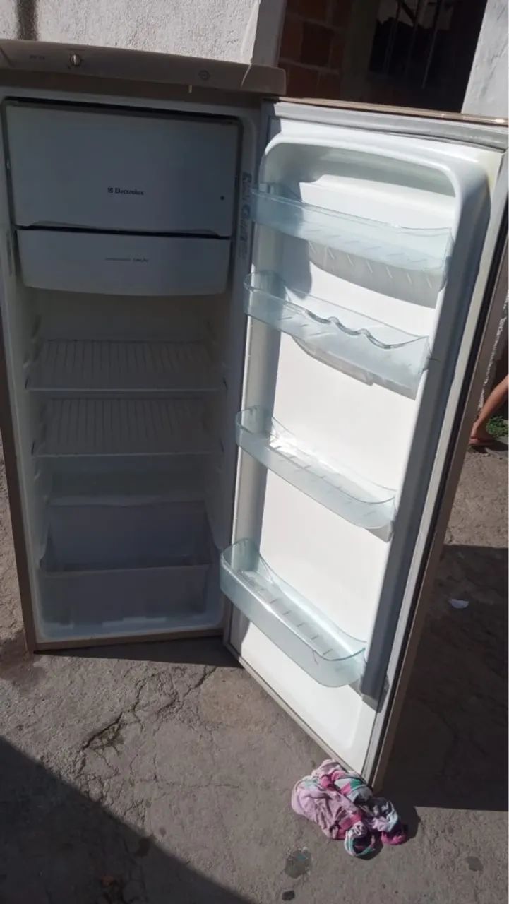 Geladeira Frost Free Tomboy - Foto 2