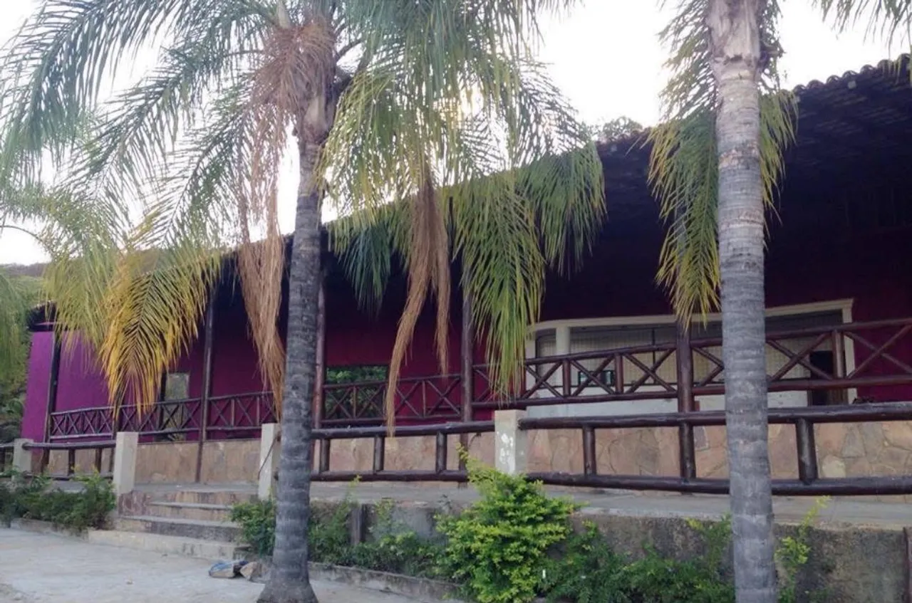 PONTO COMERCIAL EM FRENTE AO PARQUE SAPUCAIA