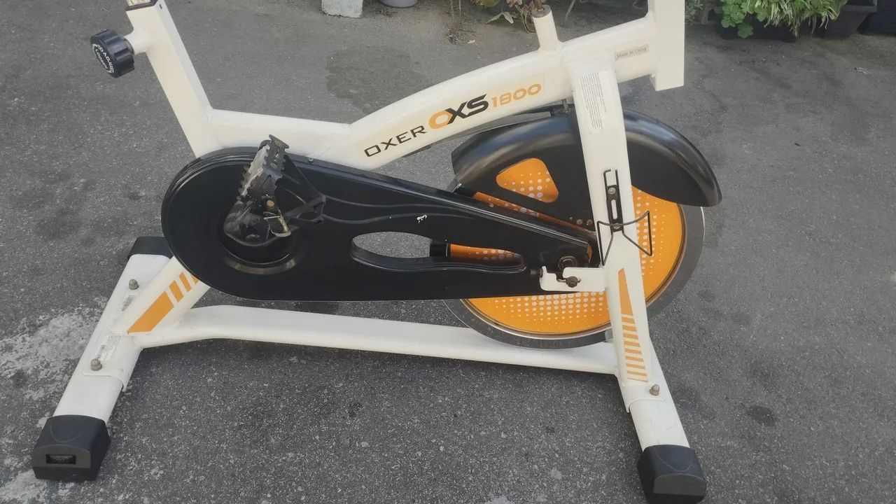 Bicicleta Ergométrica Oxer XS 1800