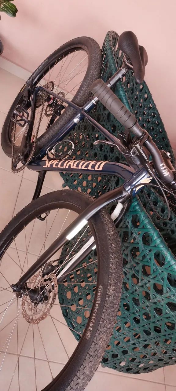 Bicicleta Specialized rockroper 29 x 15  - Foto 4
