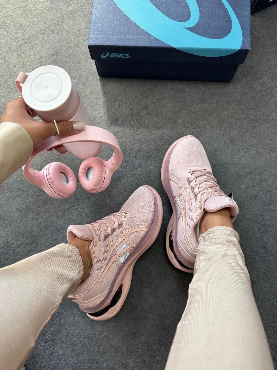 Tênis Asics Rosê Feminino - Conforto e Estilo - Foto 5