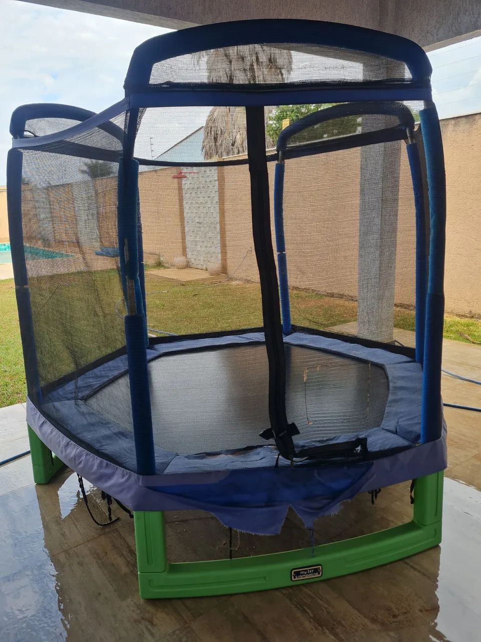 Trampolim infantil