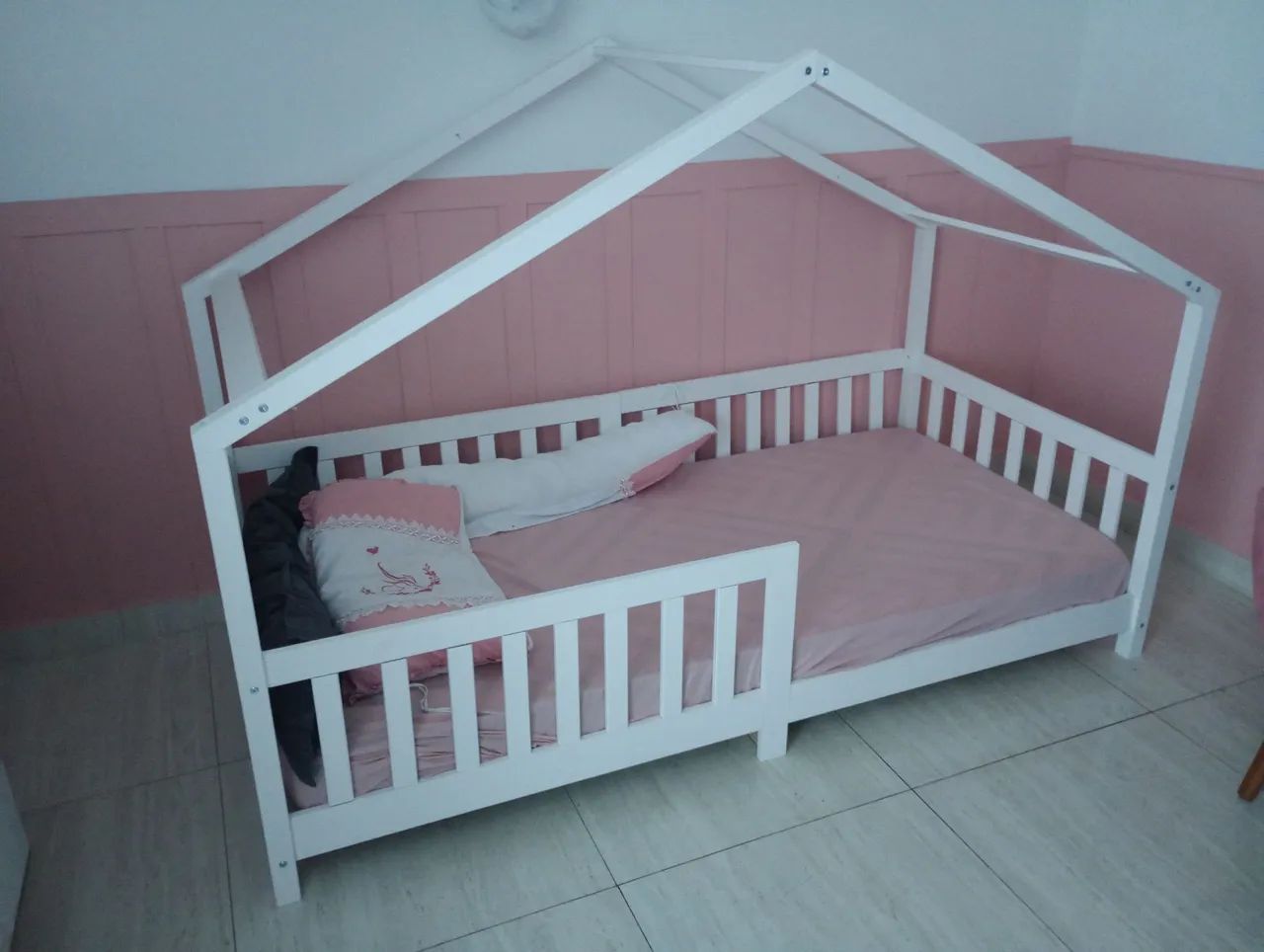 Cama64960484491393121