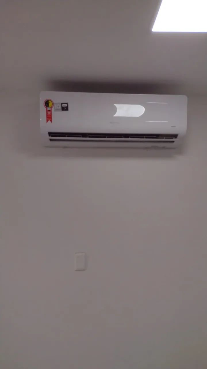 Ar-Condicionado Split HW Inverter Springer Midea Xtreme Save Connect C 18.000 BTUs Só Frio