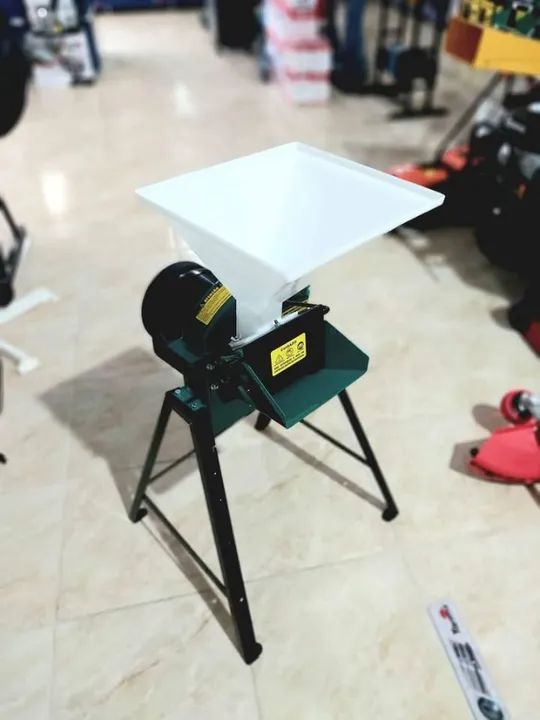 Forrageira Triturador GP-1500ABI motor 1.5cv - Garthen (Loja/Nova) - Foto 5