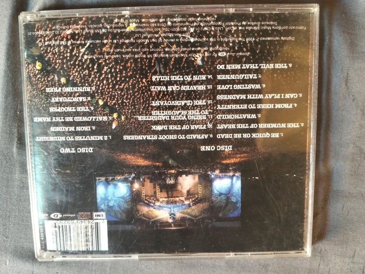 Iron Maiden - Live Ar Donnington  - Foto 2