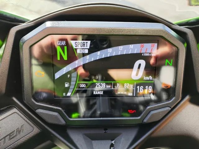 し カワサキが「ニンジャZX-10R」シリーズの2024年モデルを発表