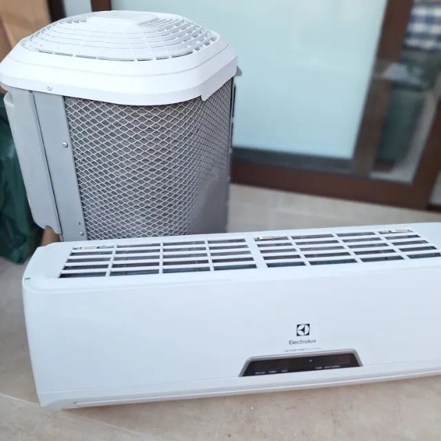 Ar-Condicionado Electrolux Inverter Split 12.000 Btus Quente/Frio