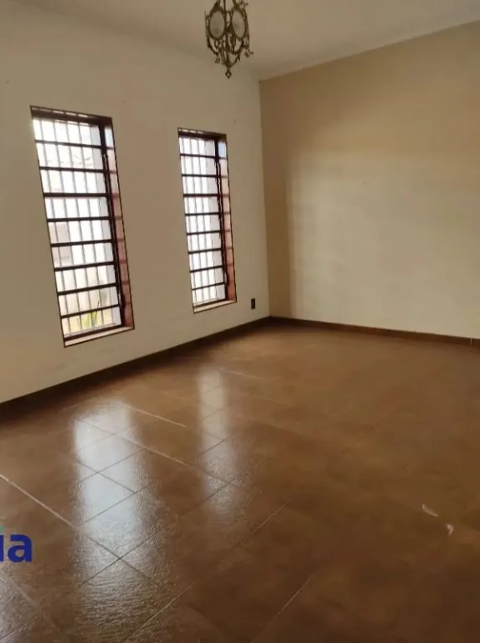 Casa sobrado com 4 quartos para alugar, 206m² - Jardim Irajá