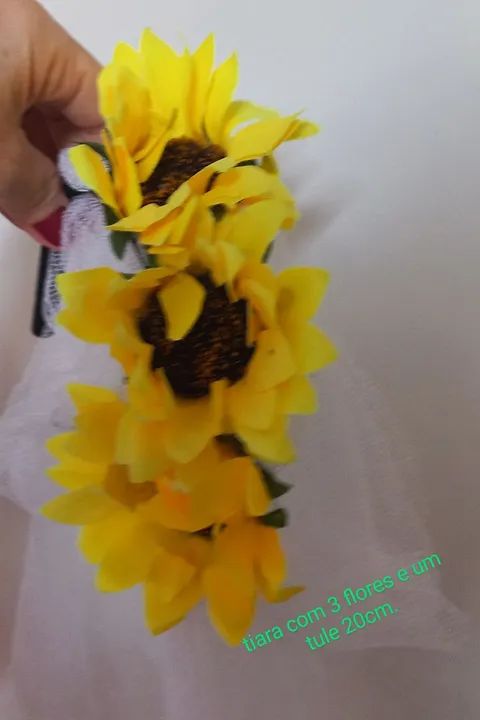 SAIA de Tule varias camadas + tiara c/ flores - Foto 5