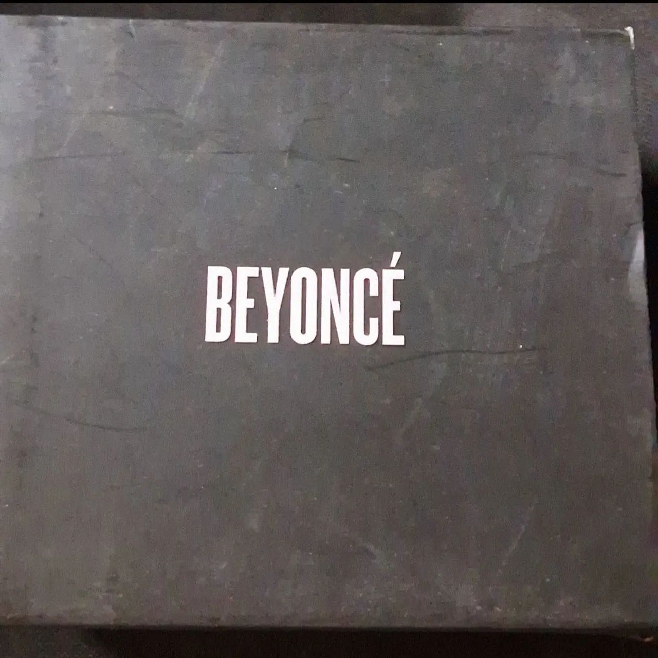 CD Beyoncé64985869883137120