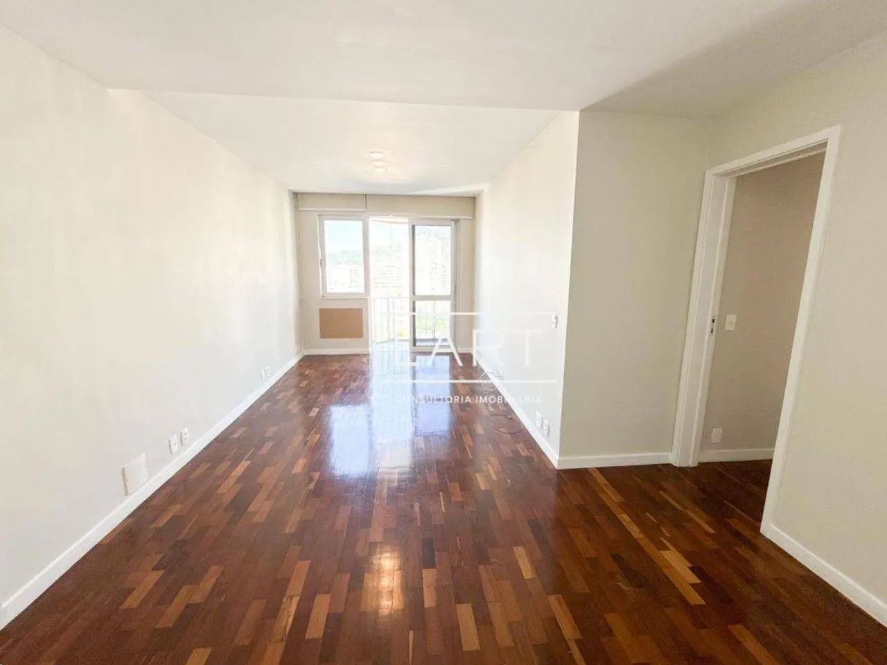 Apartamento com 2 dormitórios para alugar, 100 m² por R$ 11.550,65/mês - Leblon - Rio de J