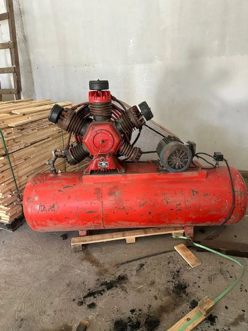 Compressor de ar industrial Wayne 60 pés 