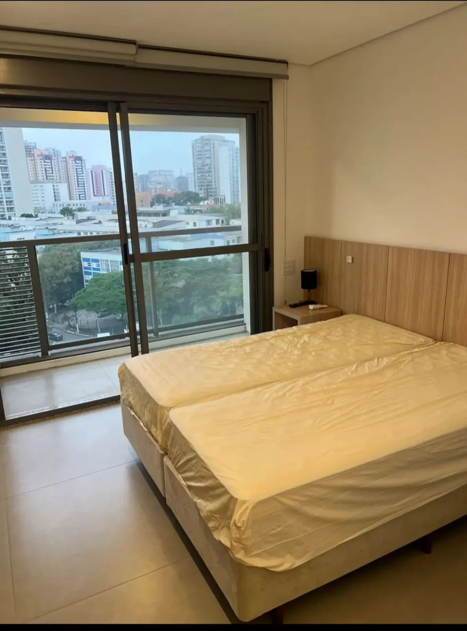 Imóvel para aluguel possui 26m², studio mobiliado, ar condicionado, varanda, sem vaga - Vi
