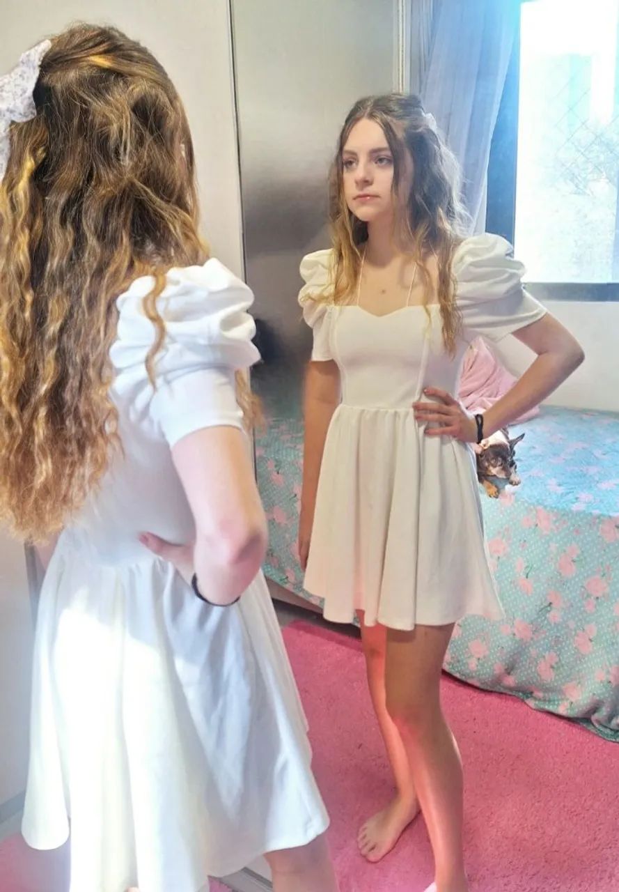 Vendo roupa vestido off white branco  - Foto 4