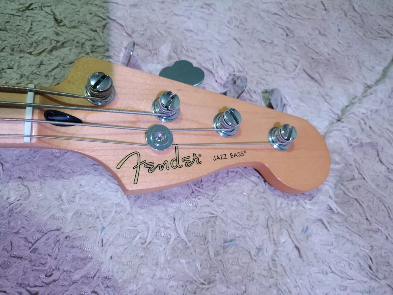 Baixo Fender Jazz Bass mexicano 