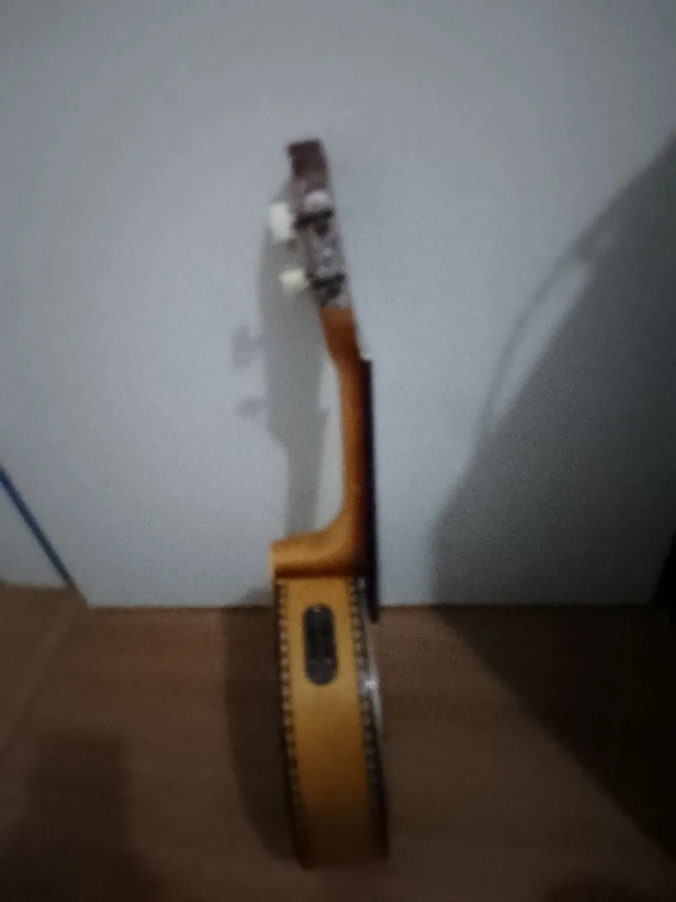 Banjo clave novo muito elétrico c case yermico