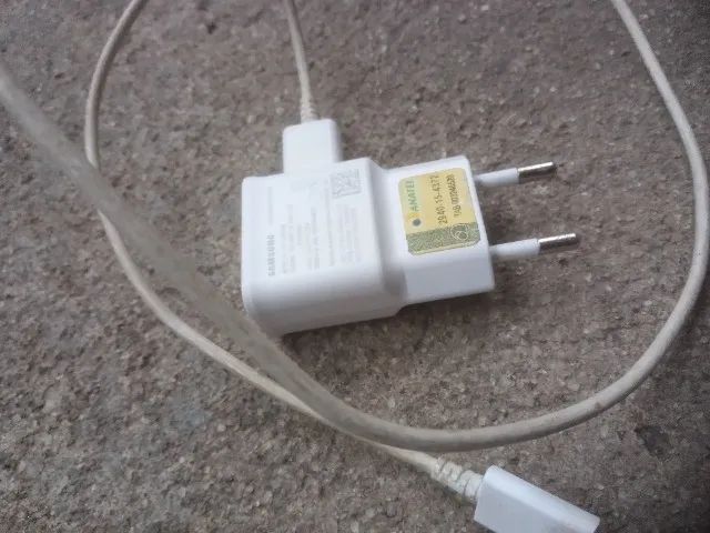 Carregador Samsung original em pleno funcionamento - Foto 4
