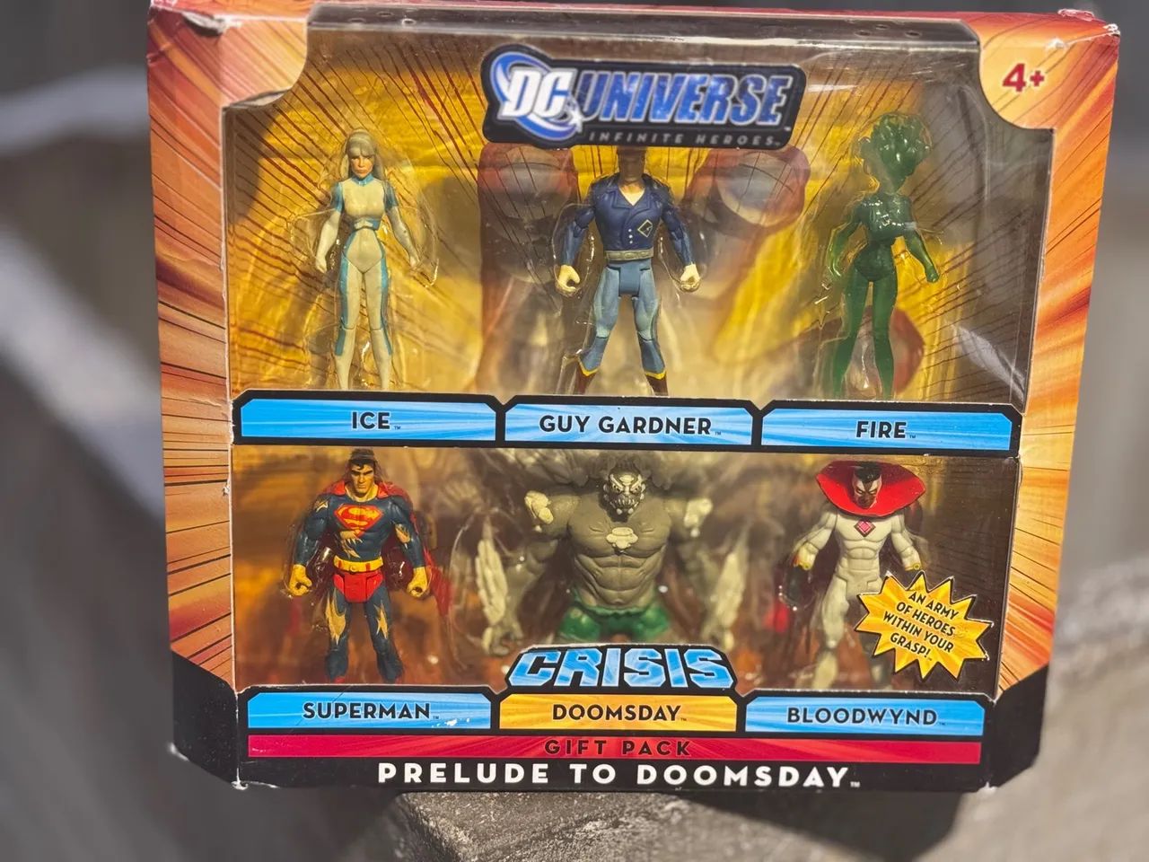 Raro Pack DC Universe Crisis Doomsday Gift Pack - 6 Action Figures