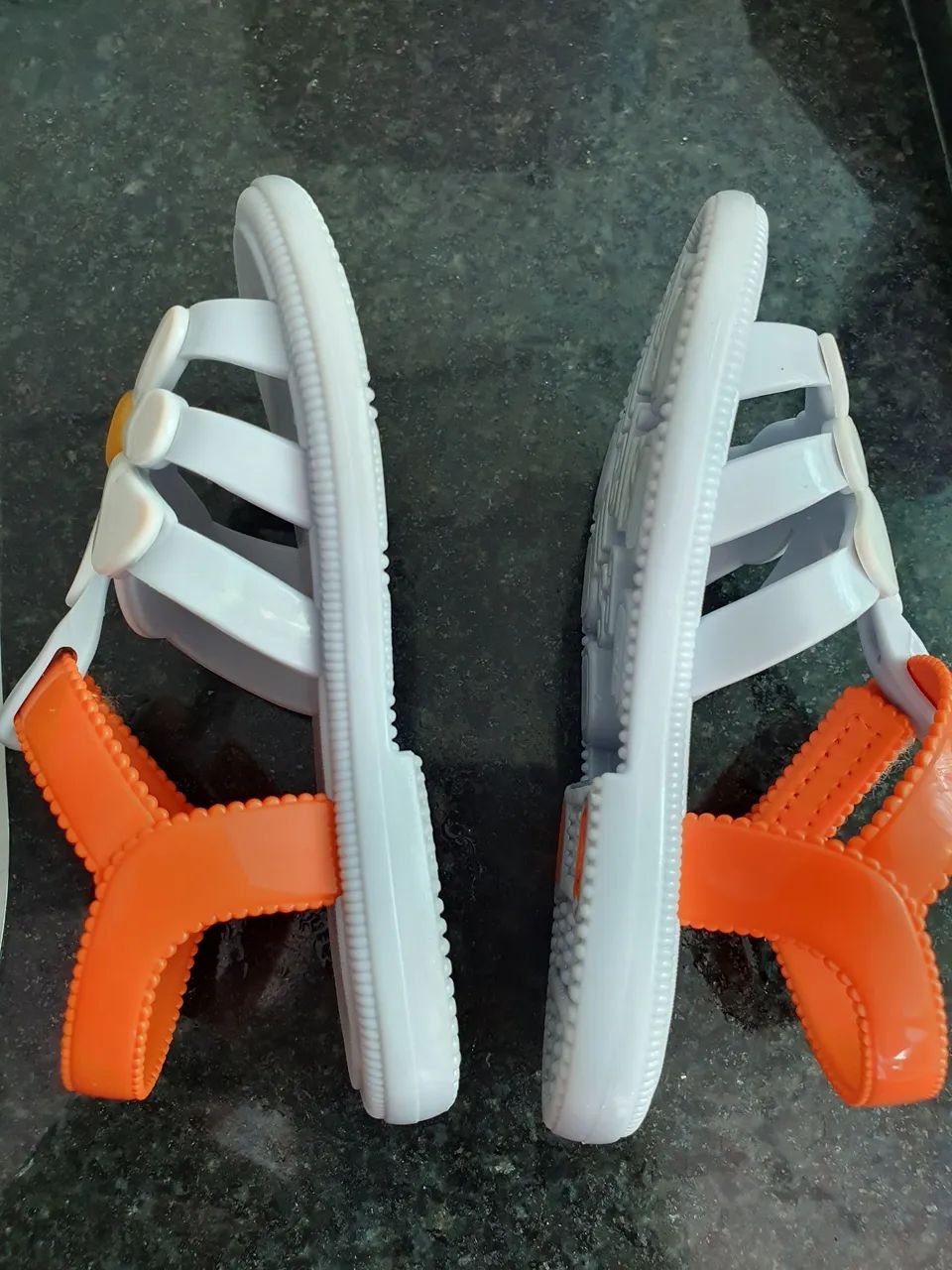 Sandálias Mini Melissa com Flores - Tamanho 22 - Foto 4