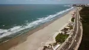 AV. LITORÂNEA  Terreno a venda de 2.400m2 com 3 frentes - Ilha de São Luís - Foto 3