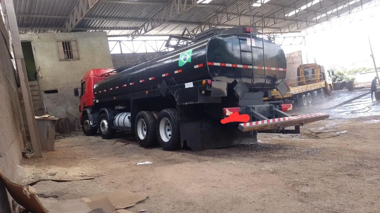 Bi truk Scania automático  2015 - Foto 3