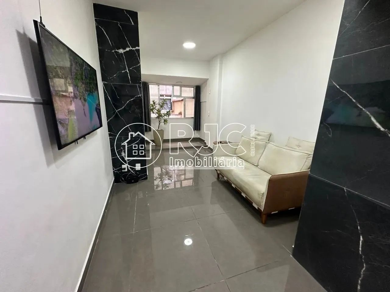 Imóvel para venda tem 40 metros quadrados com 1 quarto em Maracanã - Rio de Janeiro - RJ - Foto 2