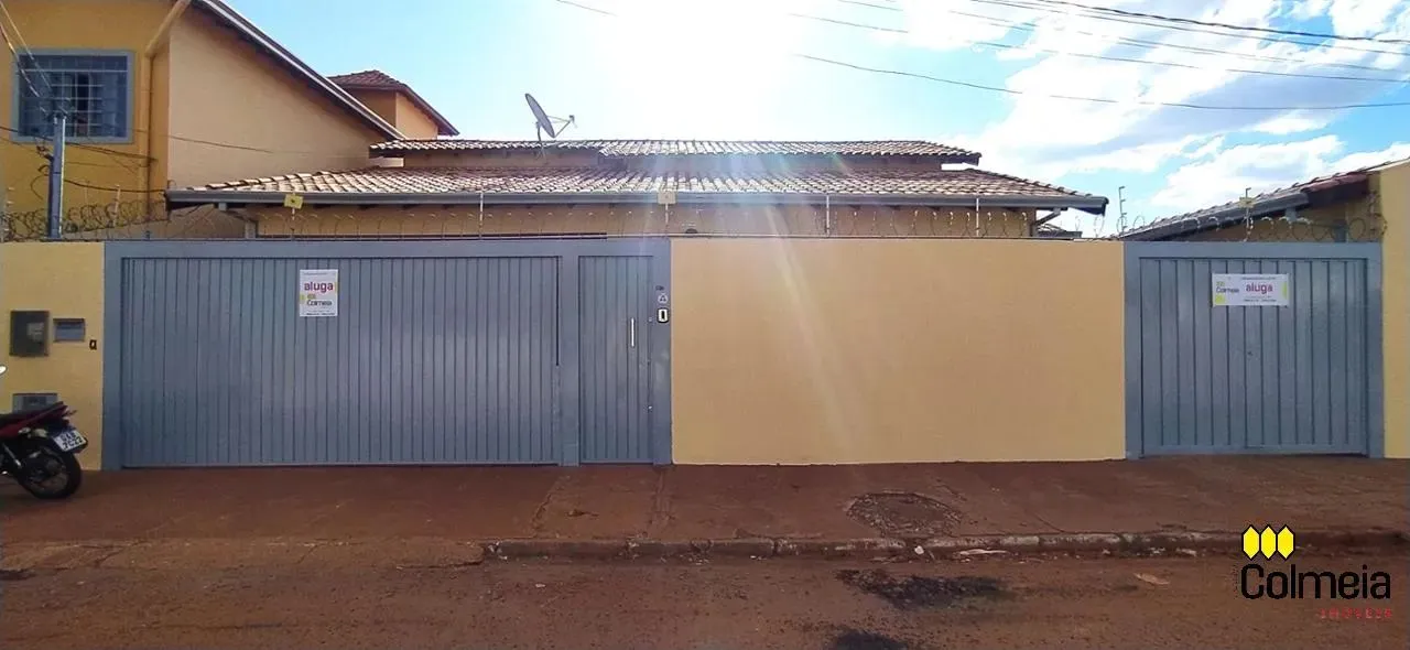 casa térrea próximo Av. Bandeirantes