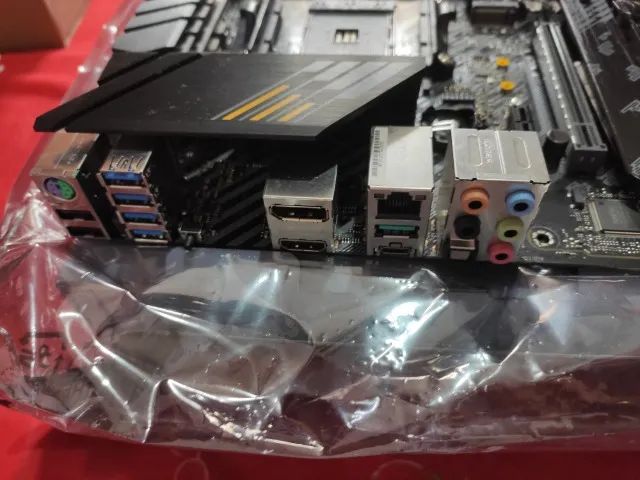 Placa Mãe Asus B550m Plus sem espelho  - Foto 4
