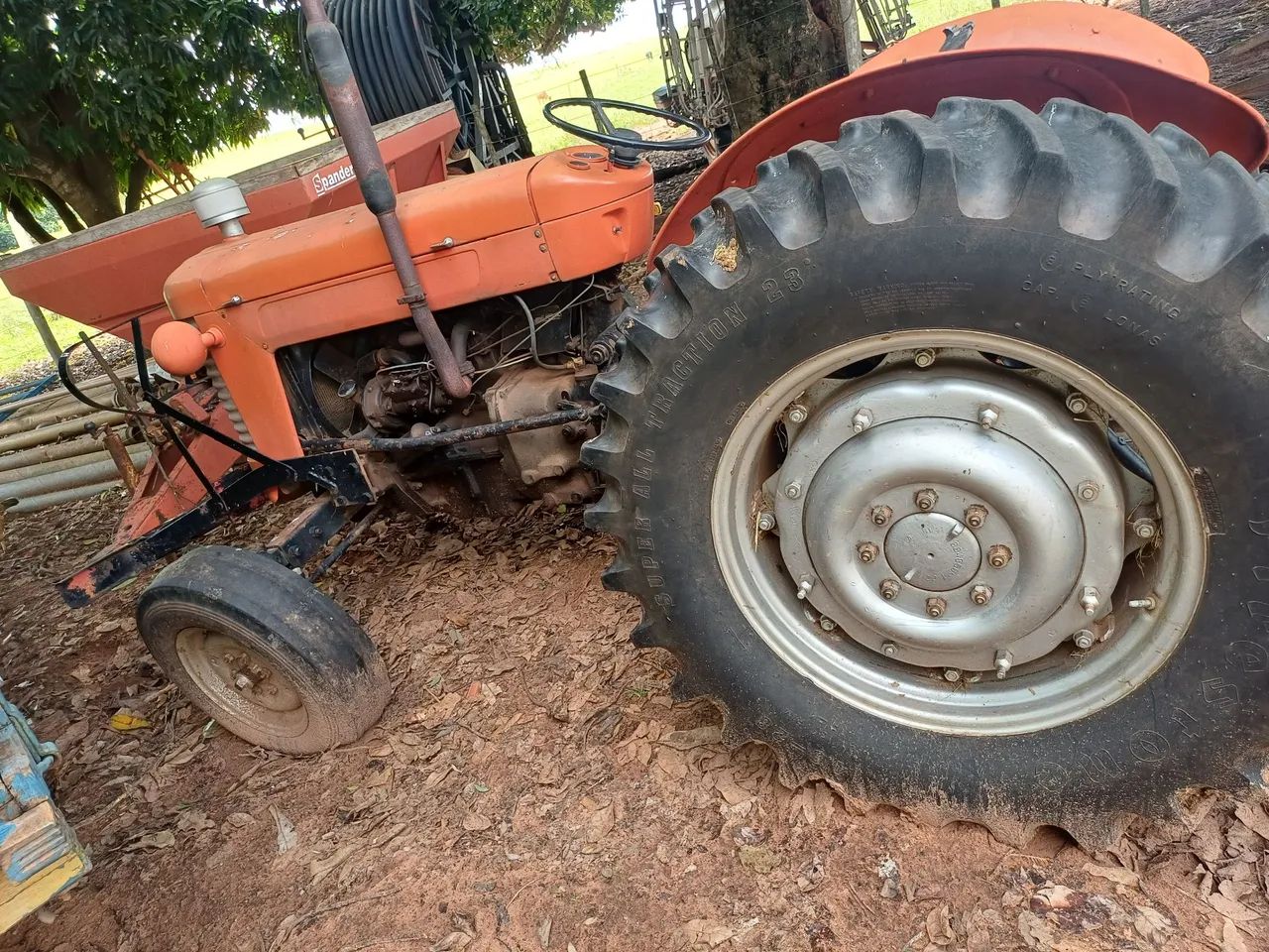 Trator Agrícola Usado