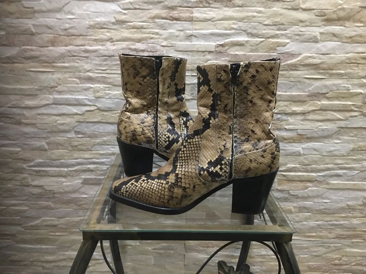 Botas de Couro Zara Animal Print  - Foto 4