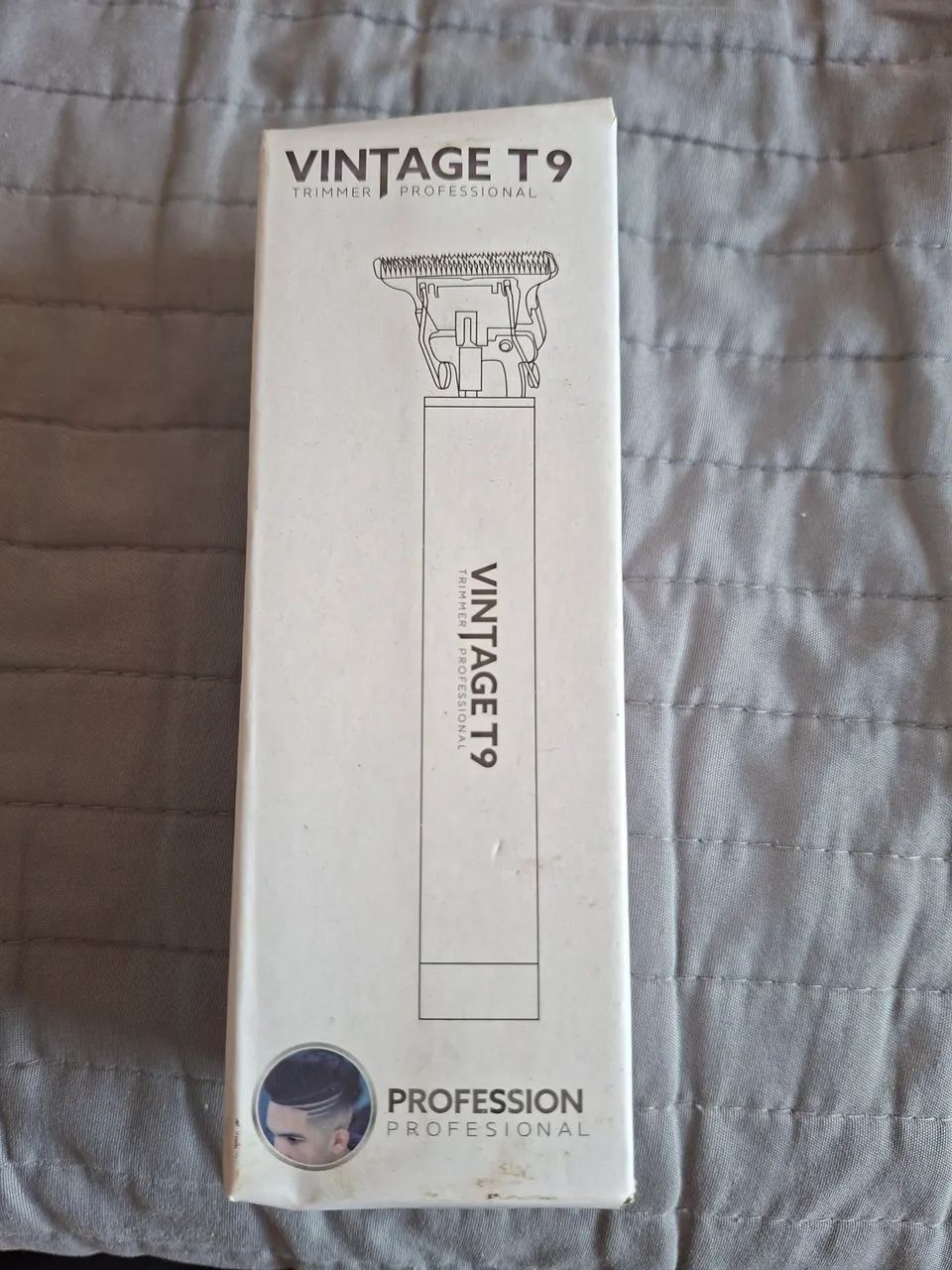 Máquina de cortar cabelo Vintage T9
