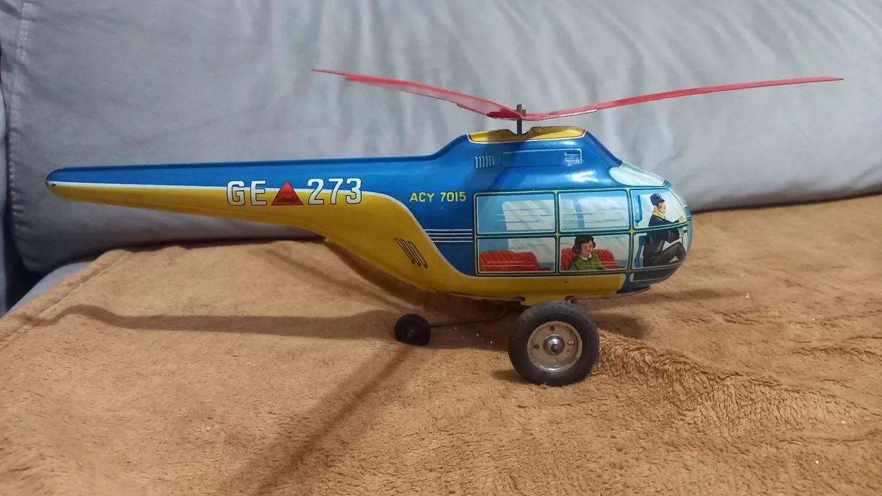Helicóptero de Brinquedo de lata antiga  década de 40 