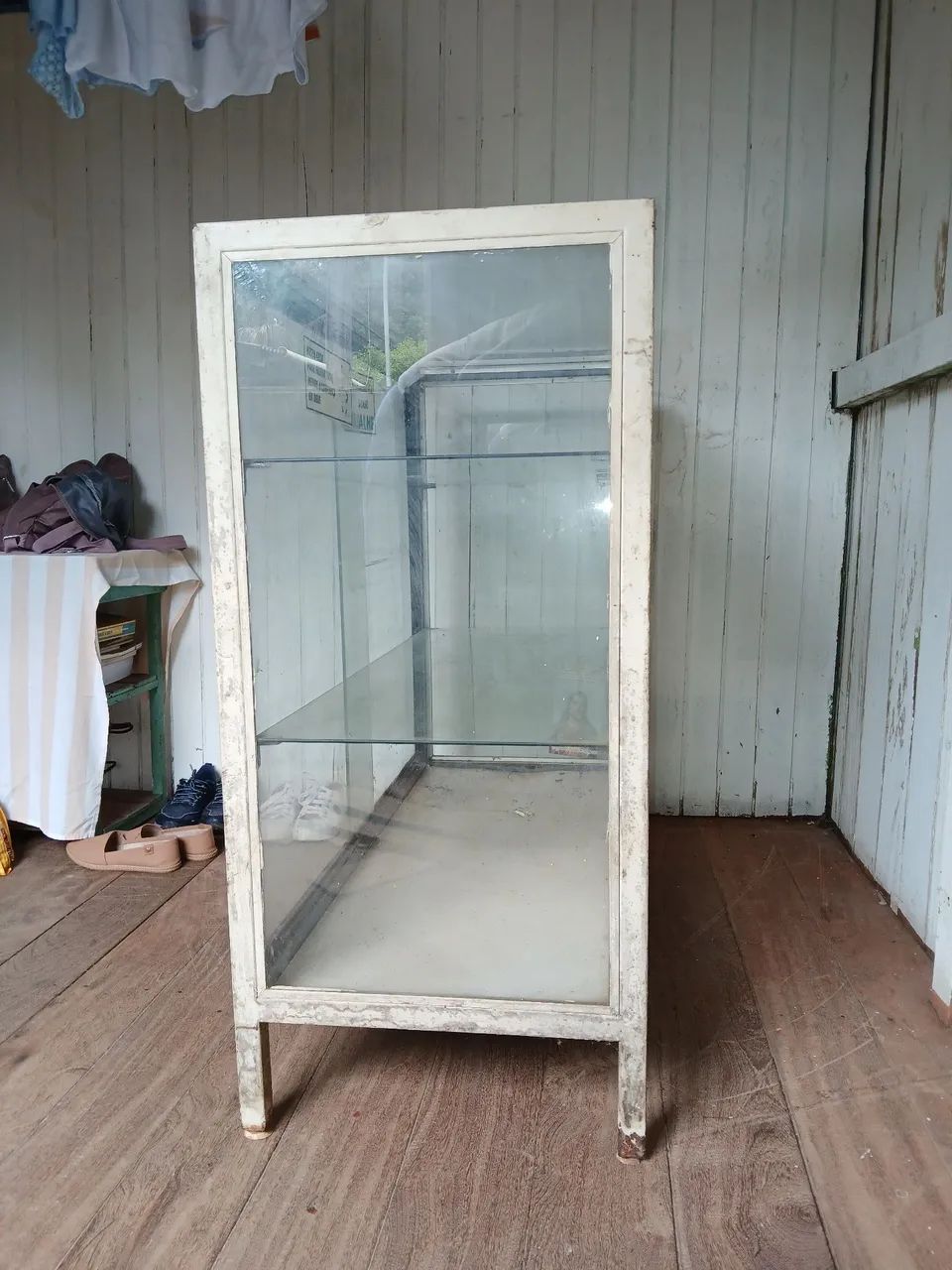 Vitrine  64242098163713123