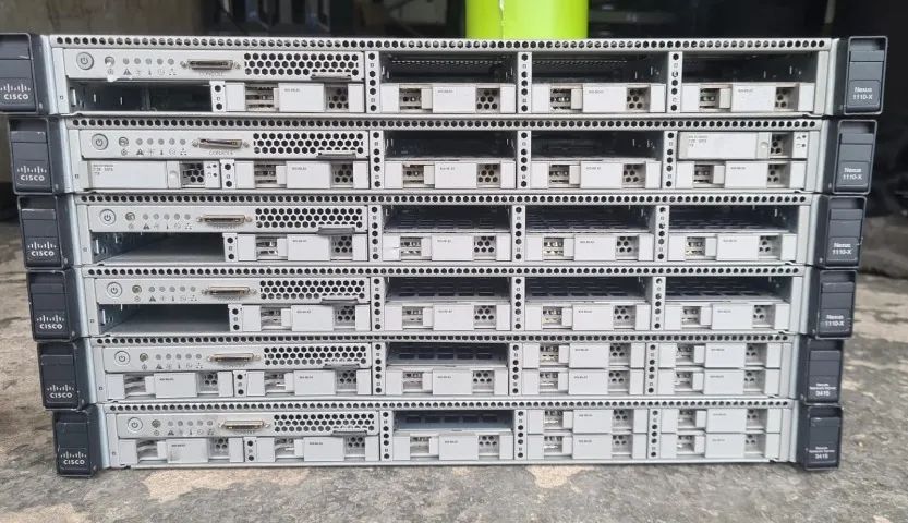 Plataforma de serviços em nuvem Cisco Nexus 1100 - Foto 2