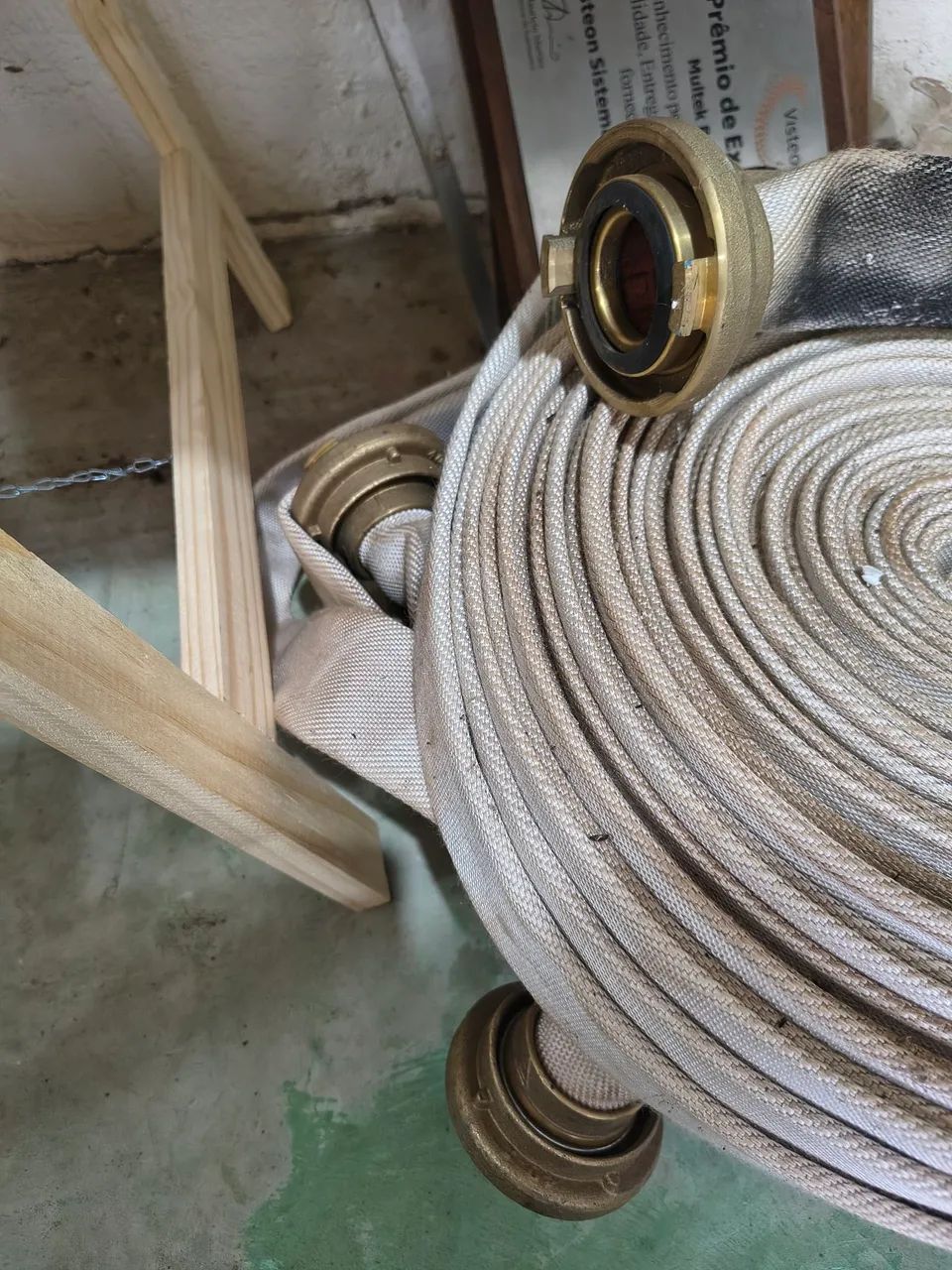 Fire hose64303952723075120