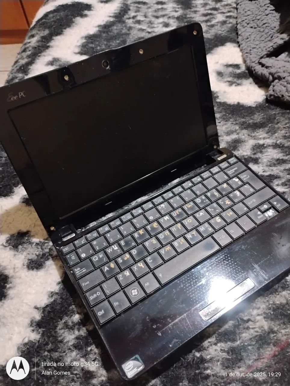 Netbook Asus EEPC defeito ( retirada de peças ) 
