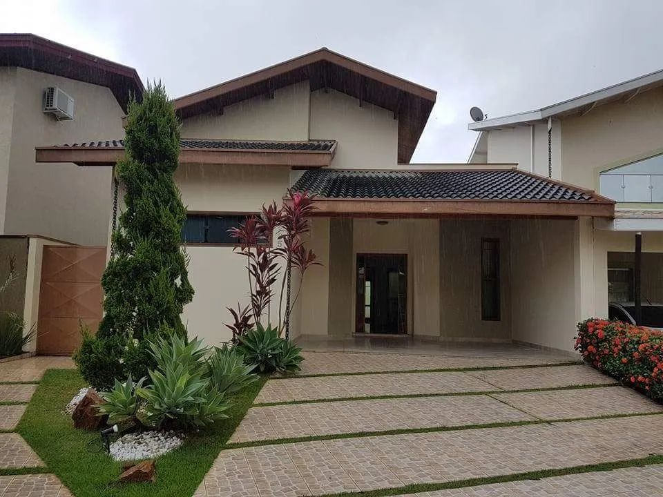 Venda de Casas / Condomínio na cidade de Taubaté