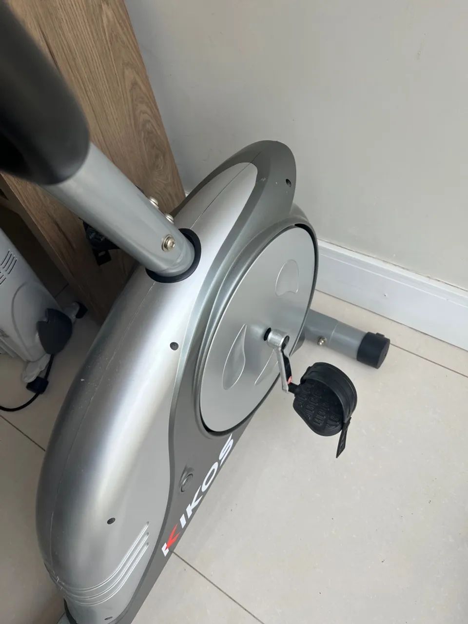 Bicicleta Ergométrica Kikos KR 5.6 Impecável Pouco uso campinas-sp  - Foto 2