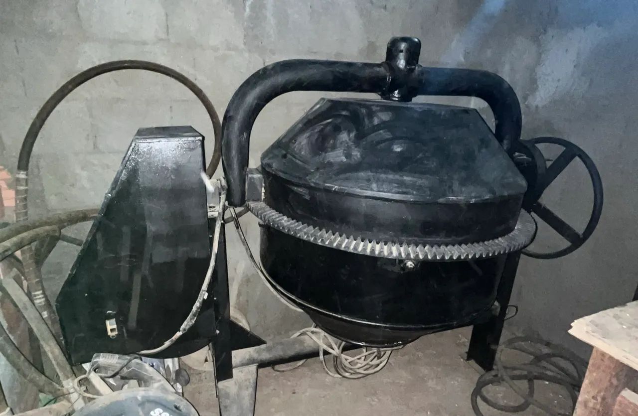 Concrete Mixer64341725816833120