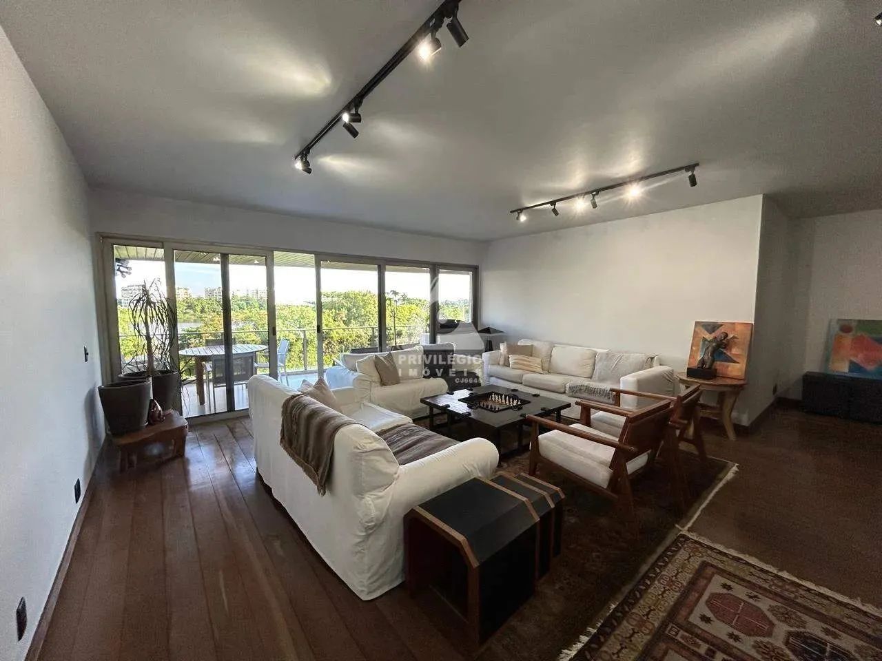 Excelente Apartamento no Park palace