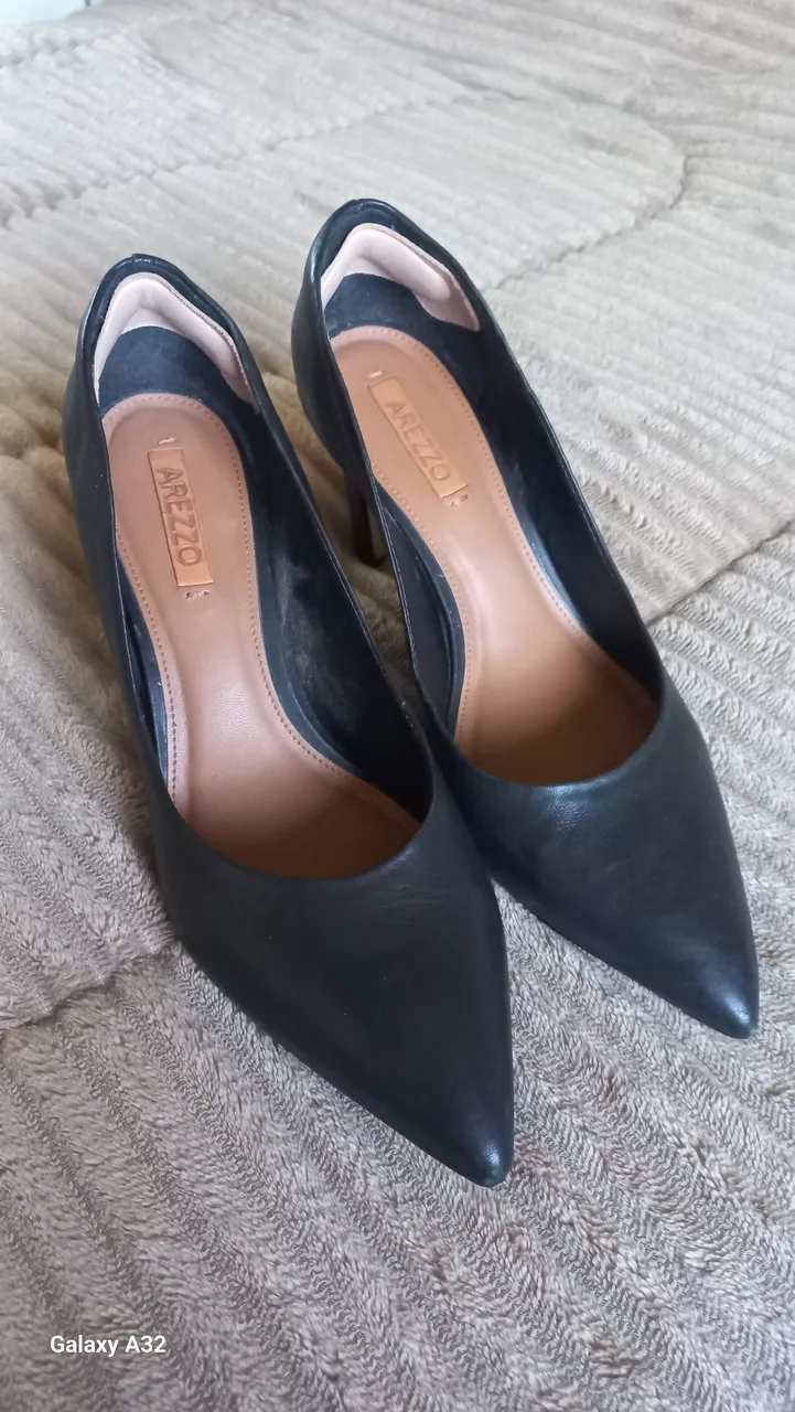 Sapato scarpin Arezzo preto