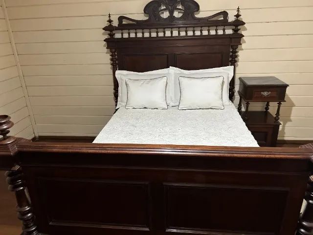 ANTIGUIDADE - CAMA DE CASAL DA ÉPOCA DO IMPÉRIO - RARIDADE - Foto 2