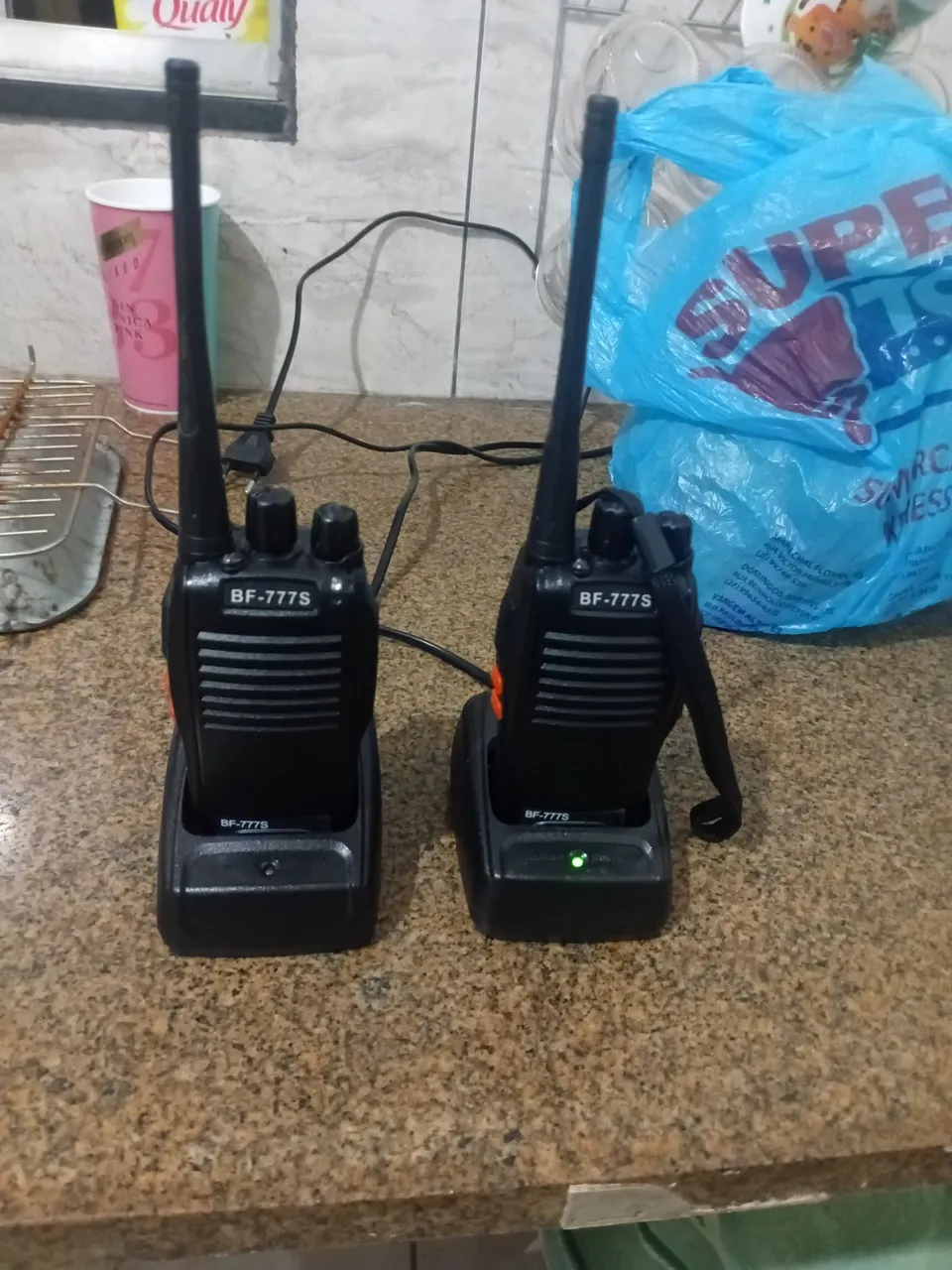 Walkie Talkie Baofeng BF-777S
