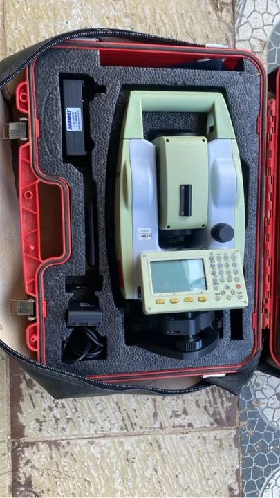  - Equipamento de Topografia - Foto 4