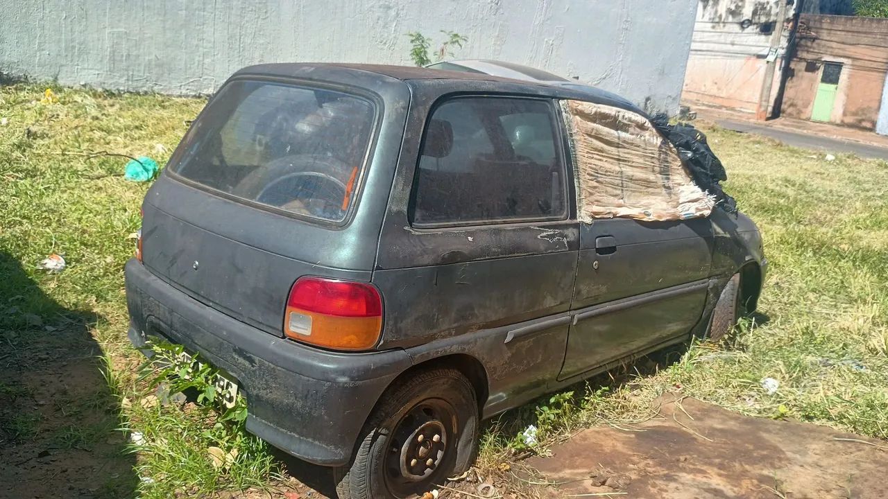Carro completo para peças ou só as peças 