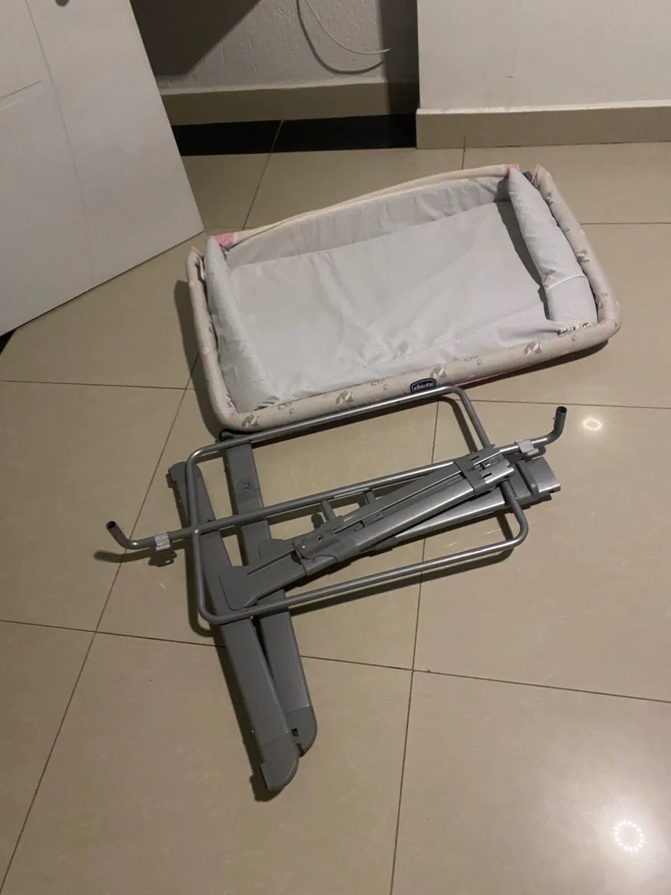 Berço portátil para bebê safety pra hojee - Foto 2