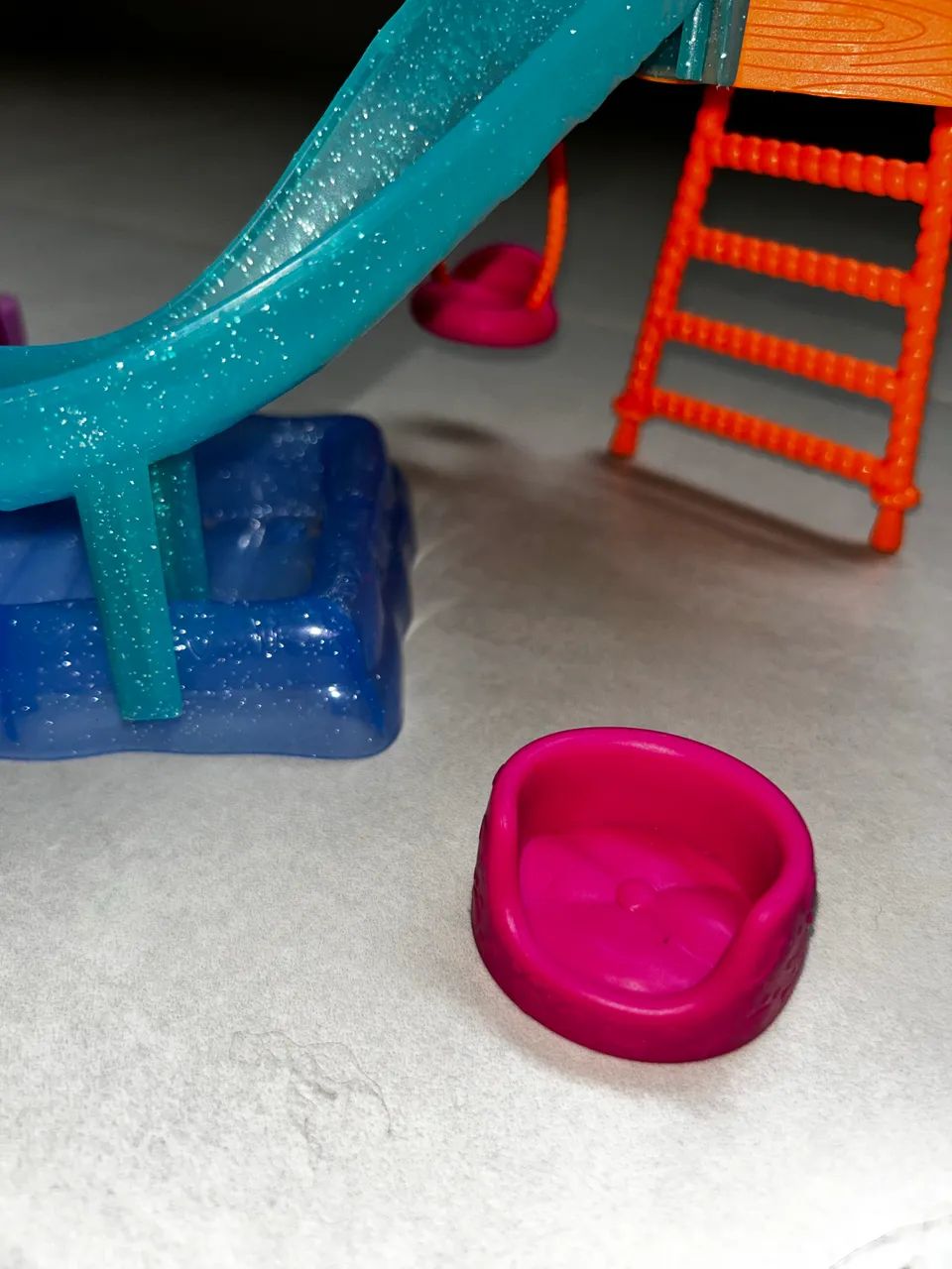 Playset e carro boneca Polly Pocket Festa no Jardim  - Foto 3