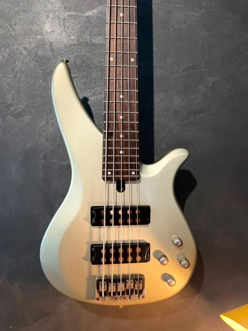 Baixo yamaha RBX375  - Foto 3