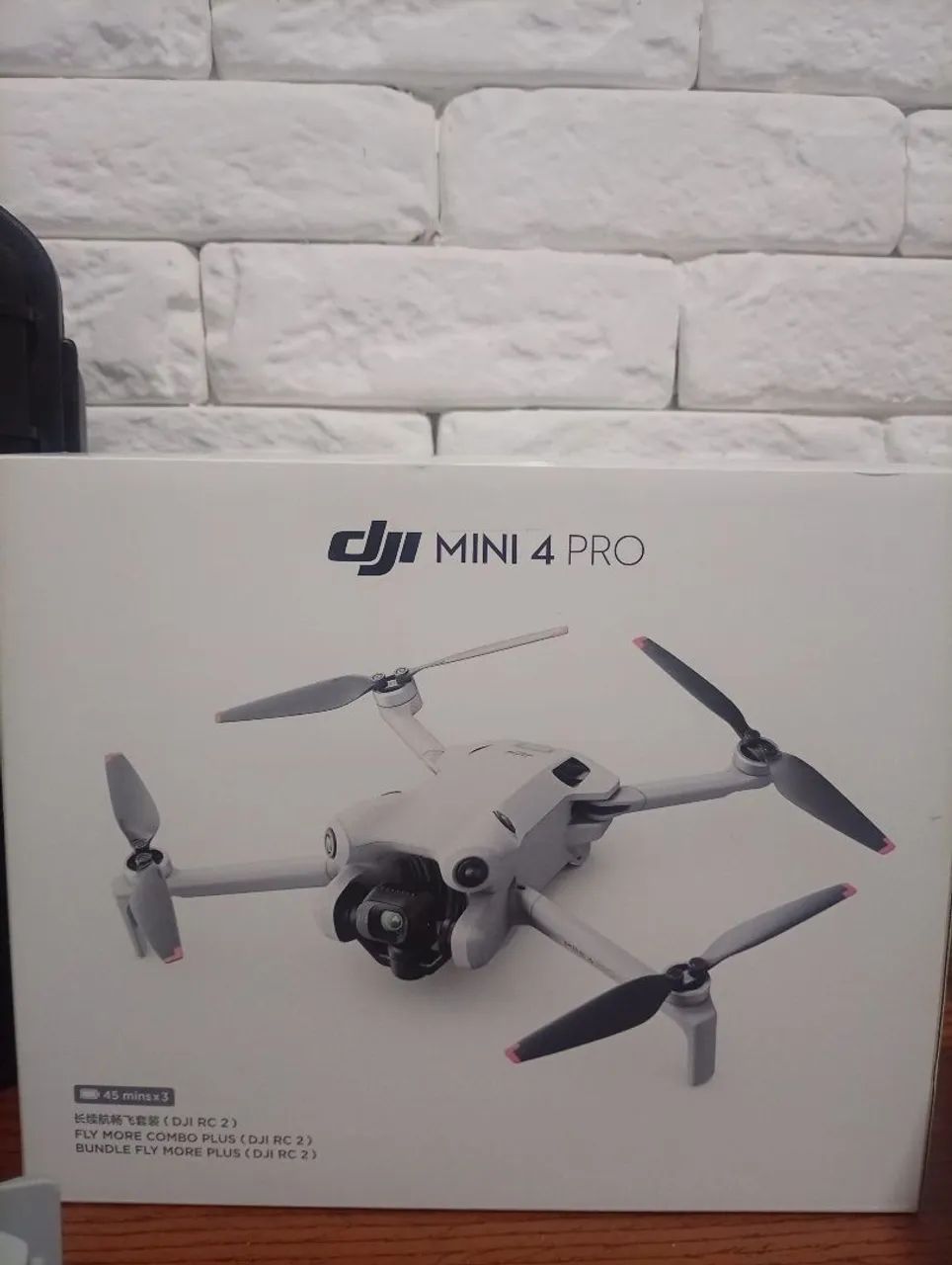 Drone DJI Mini 4 PRO Fly More Combo Plus - Foto 2